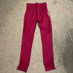 Fuchsia Gymshark cutout seamless leggings